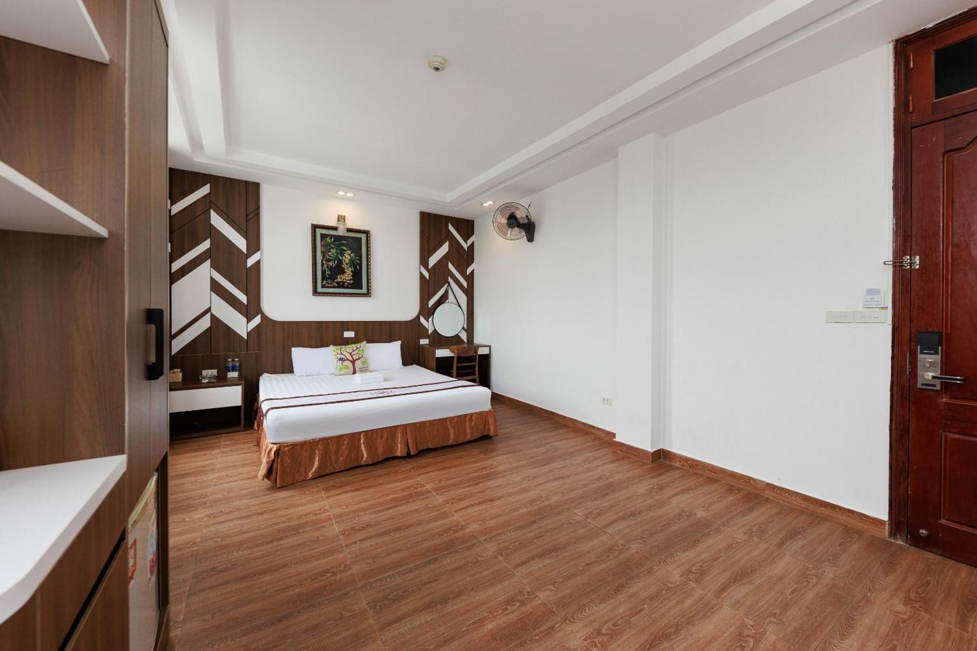 האנוי Oyo 472 Lenka Hotel מראה חיצוני תמונה