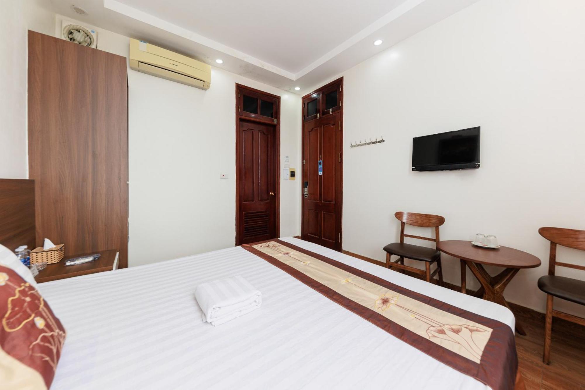 האנוי Oyo 472 Lenka Hotel מראה חיצוני תמונה