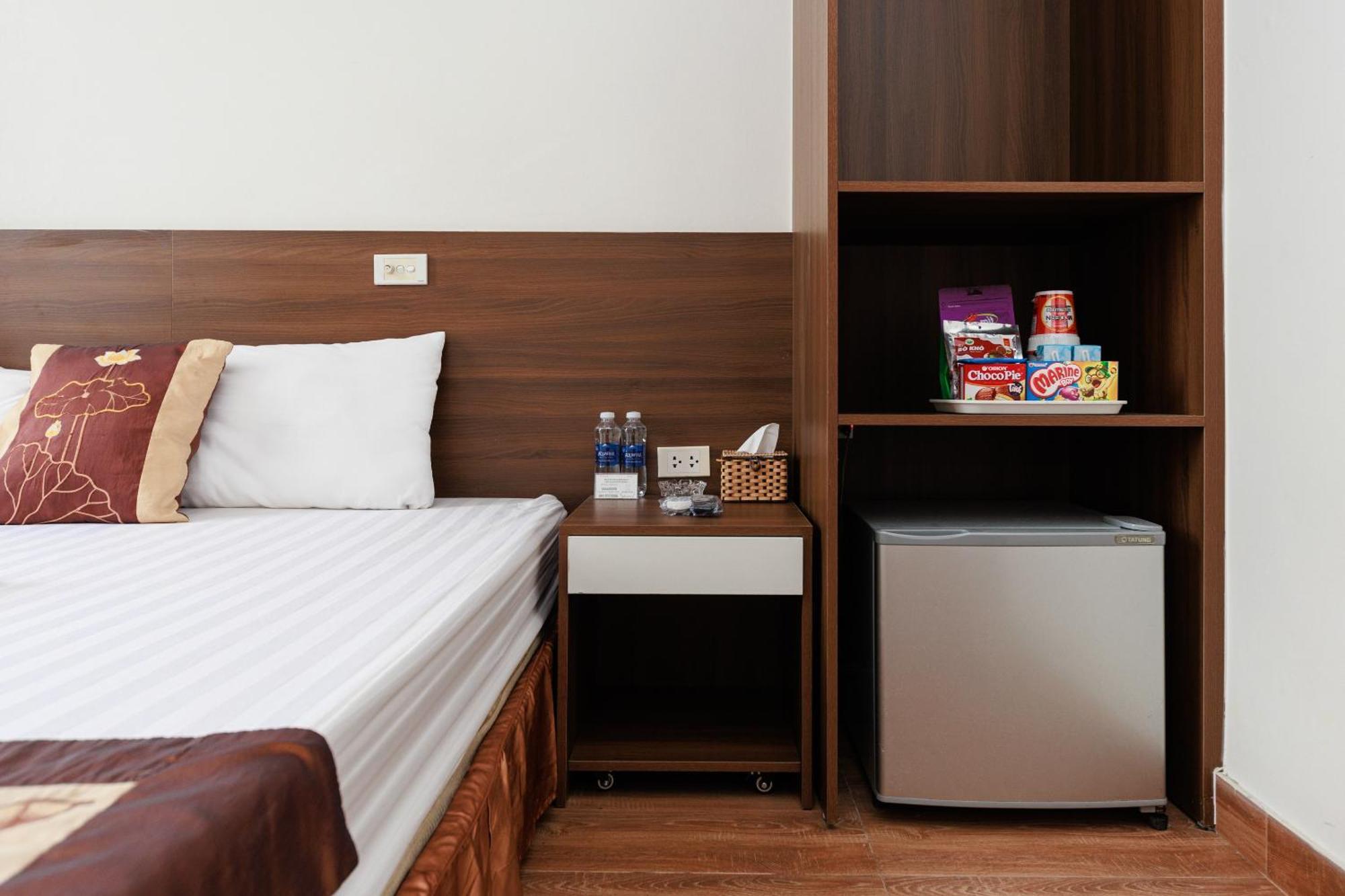 האנוי Oyo 472 Lenka Hotel מראה חיצוני תמונה